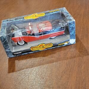 Ertl Collecitibles American Muscle Red 1956 Ford Sunliner 1:18 Scale Diecast New